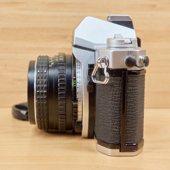 Pentax K2 35mm SLR Film Camera, with SMC Pentax-M 50mm f2 lens - Picture 5 of 8